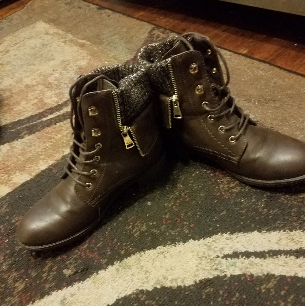 Ankle boots
